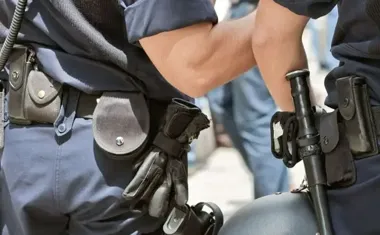 Radiowozy wjechały na pikniki. Dzieci dostały kamizelki, a rodzice - ostrzeżenia